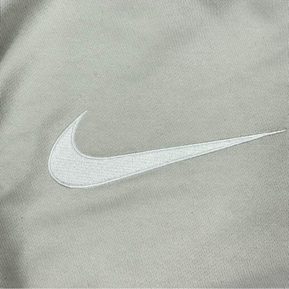 Men's Nike Standard Issue Basketball Crew Neck Sweatshirt FN2667-104 Size XL - Picture 8 of 12